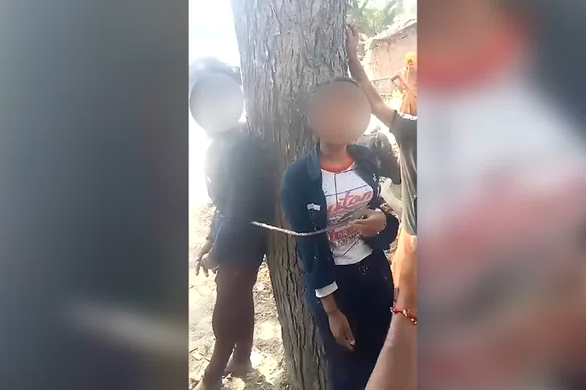 Assault on Lovers: प्रेमिका से मिलने गए प्रेमी को ग्रामीणों ने पकड़ा, फिर सरेआम दी तालीबानी सजा, जानकर कांप जाएगी आपकी रूह…