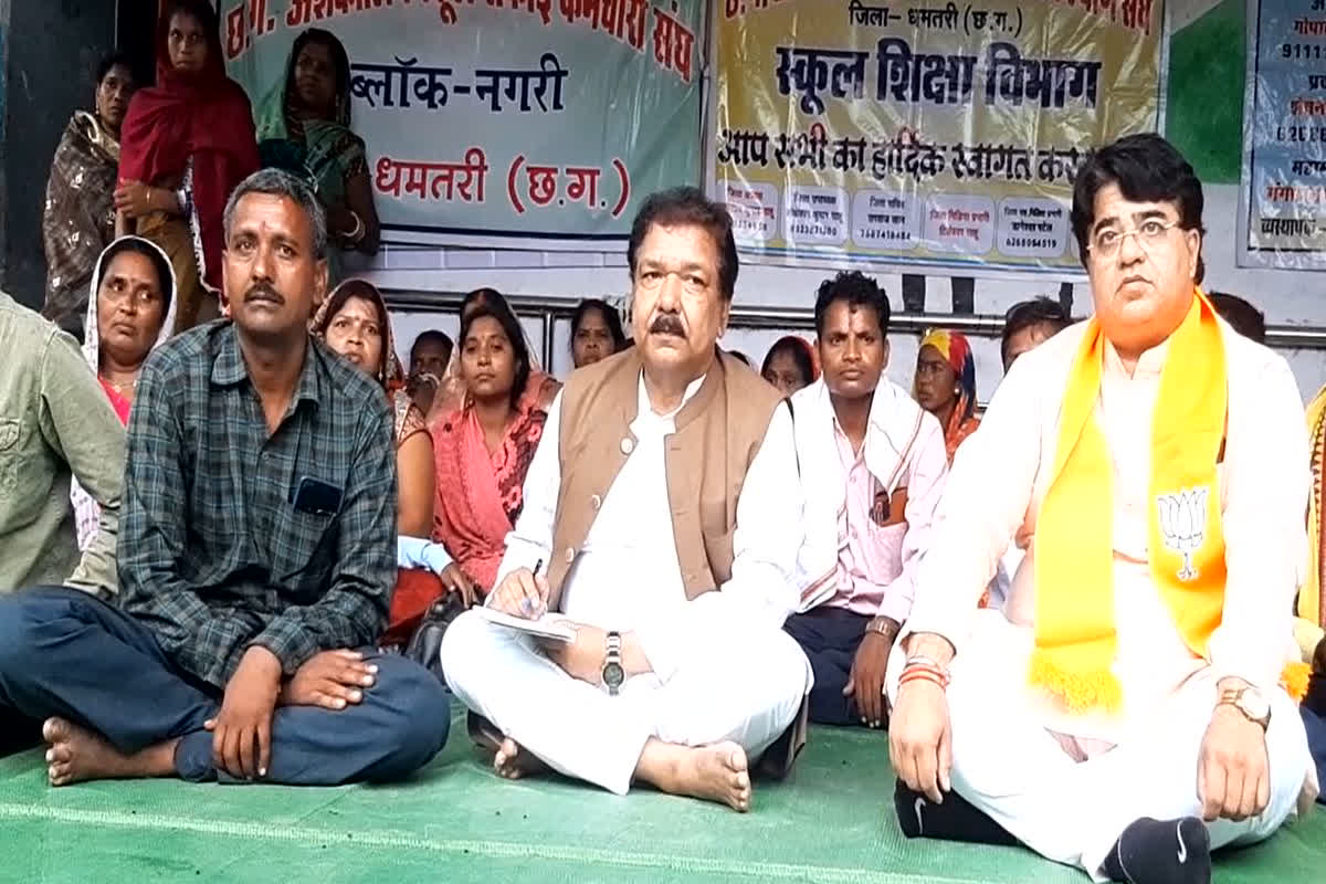 Safai karmchari strike: ‘अगर मांग पूरी करते हैं तो कांग्रेस को देना वोट’, स्कूल सफाई कर्मचारियों को बीजेपी विधायक ने कही ये बात