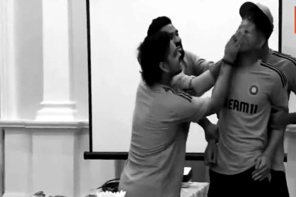 Ishan Kishan smashes Subhman Gill