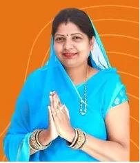 भाजपा: अलका चंद्राकर, उम्र: 44, शिक्षा: बीएससी, करियर: पहली बार चुनाव में। दो बार जिला पंचायत सदस्य रहीं।