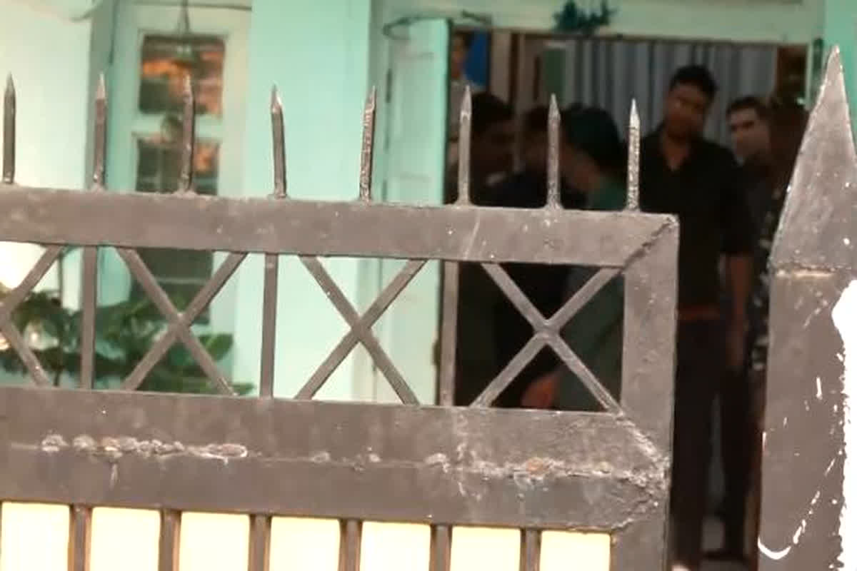 ED Raid in Sanjay Singh Residence: राज्यसभा सांसद के आवास पर ईडी की छापेमारी, सुबह से चल रही जांच पड़ताल