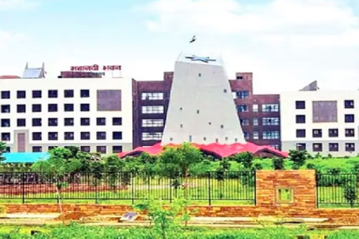 Holidays In November 2023: गोवर्धन पूजा पर सार्वजनिक तो भाईदूज पर स्थानीय अवकाश का ऐलान