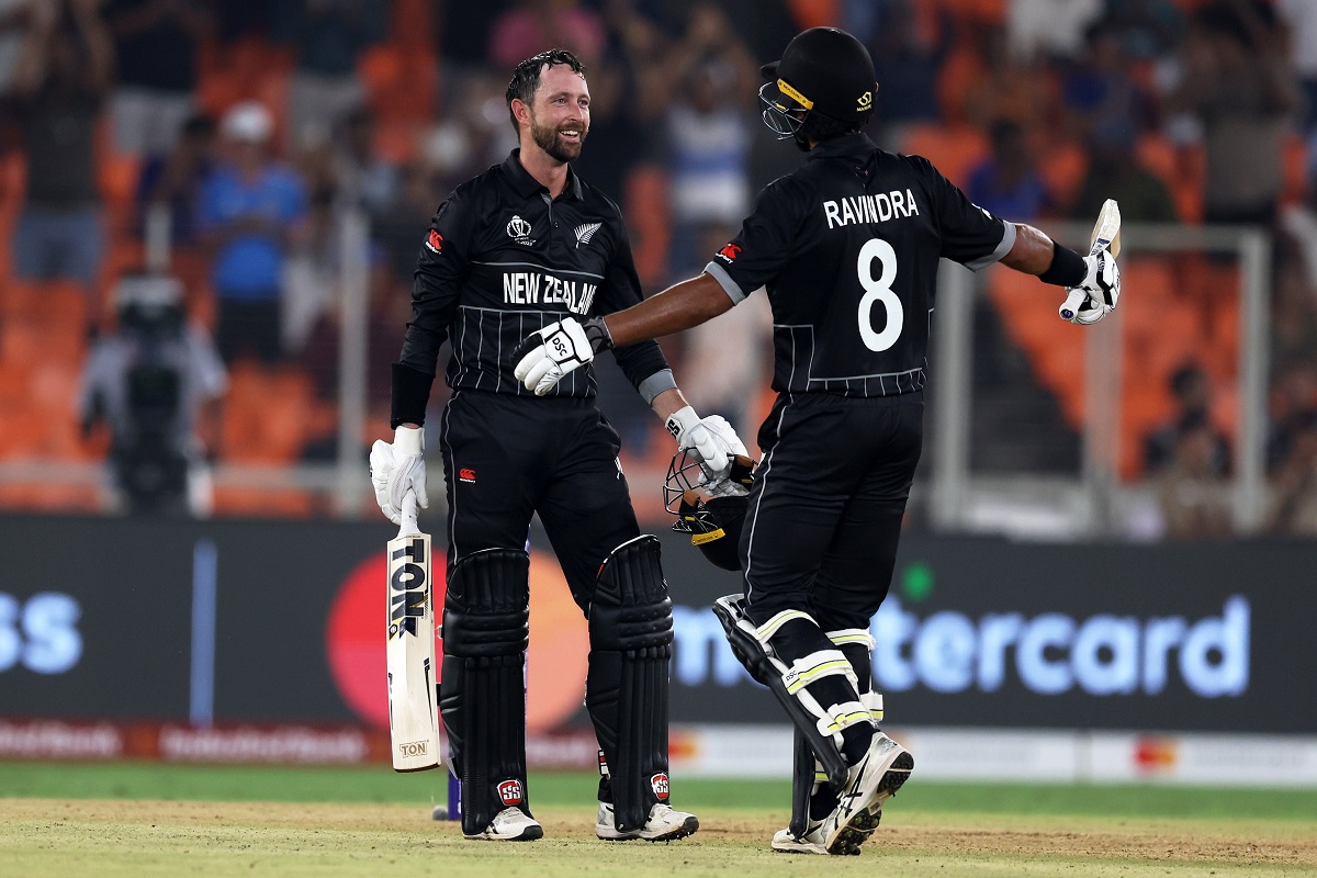 ICC WC 2023 NZ vs ENG: कीवियों ने उतारा इंग्लैण्ड के वर्ल्ड चैम्पियन का खुमार.. पहले ही मुकाबले में 9 विकेट से रौंदा, देखें पूरा Scorcard
