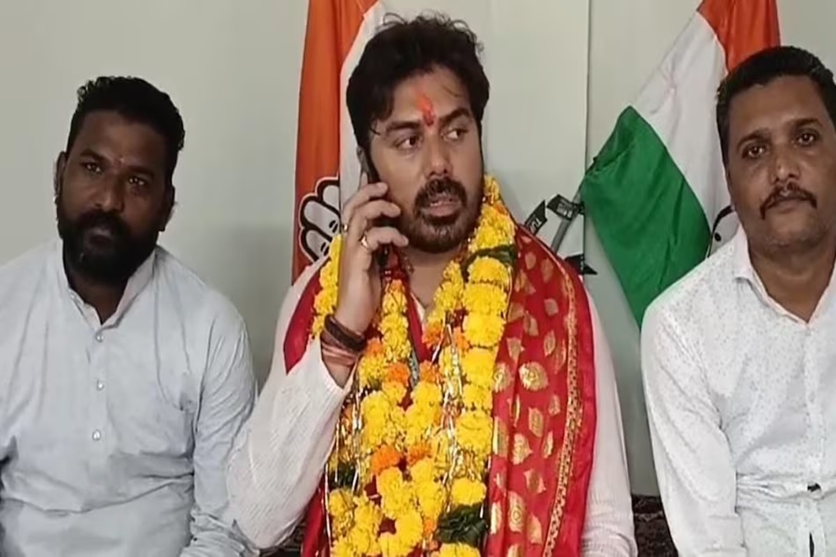 Budni Assembly Election 2023: बजरंगबली के लिए काम नहीं करेंगे कांग्रेस नेता! प्रदर्शन कर जताया विरोध