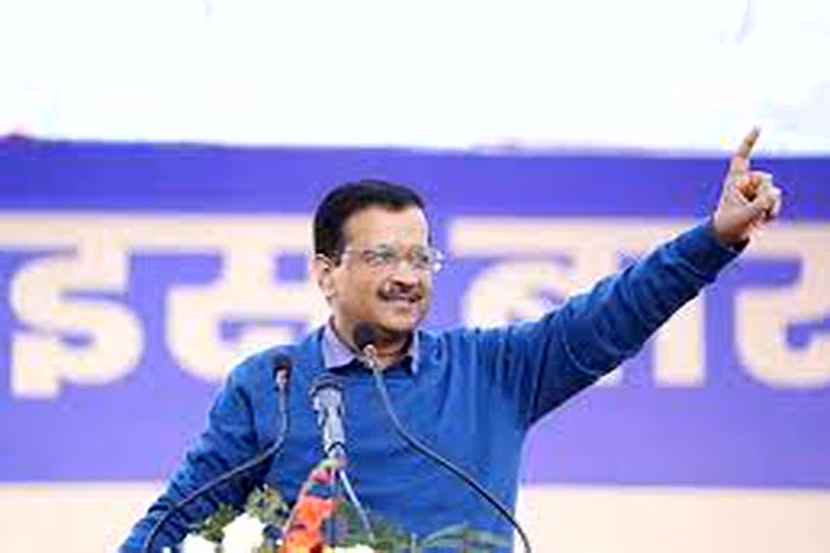 AAP election campaign in CG: चुनाव प्रचार में जुटी आम आदमी पार्टी, सीएम केजरीवाल की गारंटी लेकर घर-घर घूम रहे आप के कार्यकर्ता