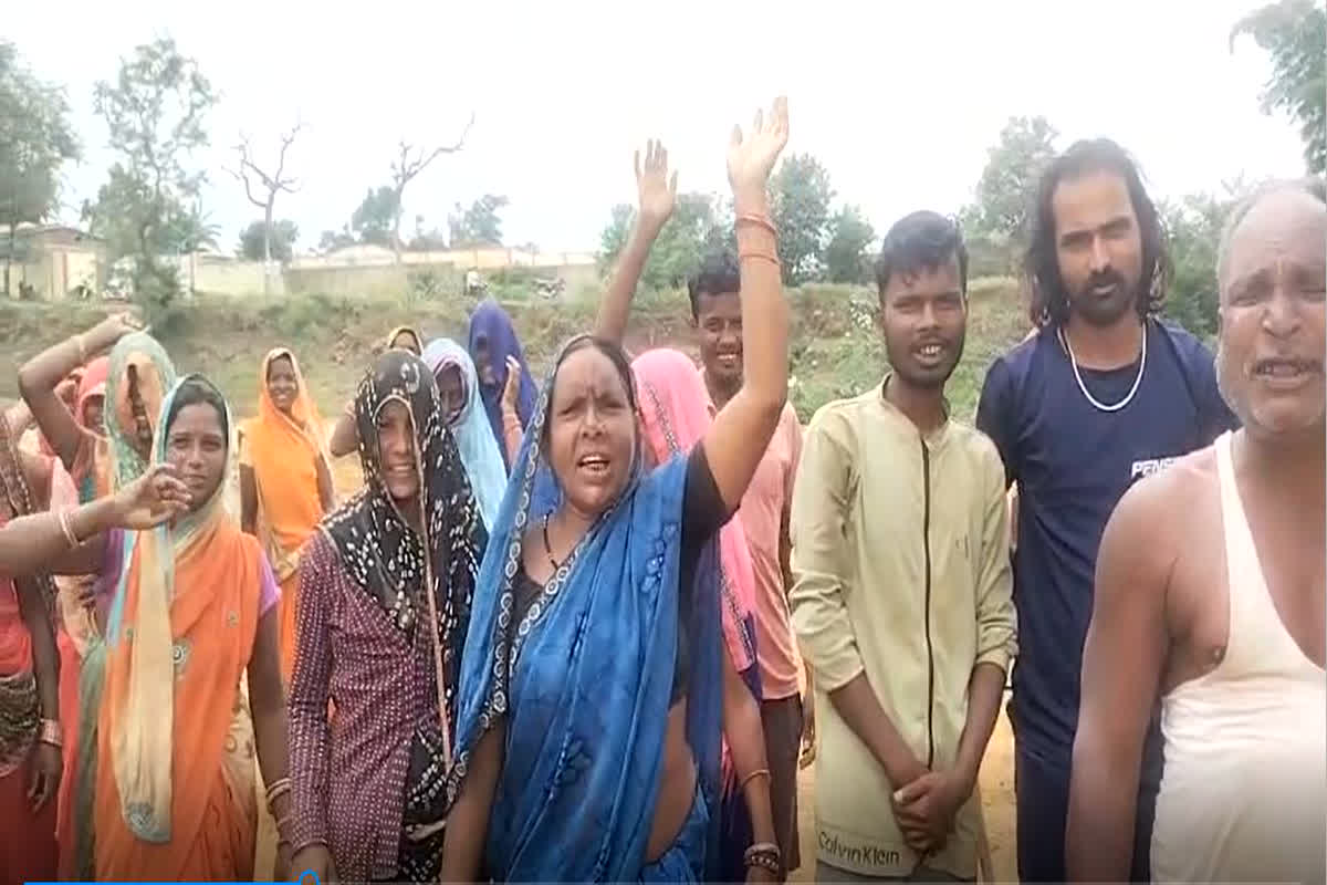 CG Vidhan Sabha Chunav: अब केंद्रीय मंत्री रेणुका सिंह की दावेदारी का शुरू हुआ विरोध, भाजपा कार्यकर्ताओं ने की नारेबाजी