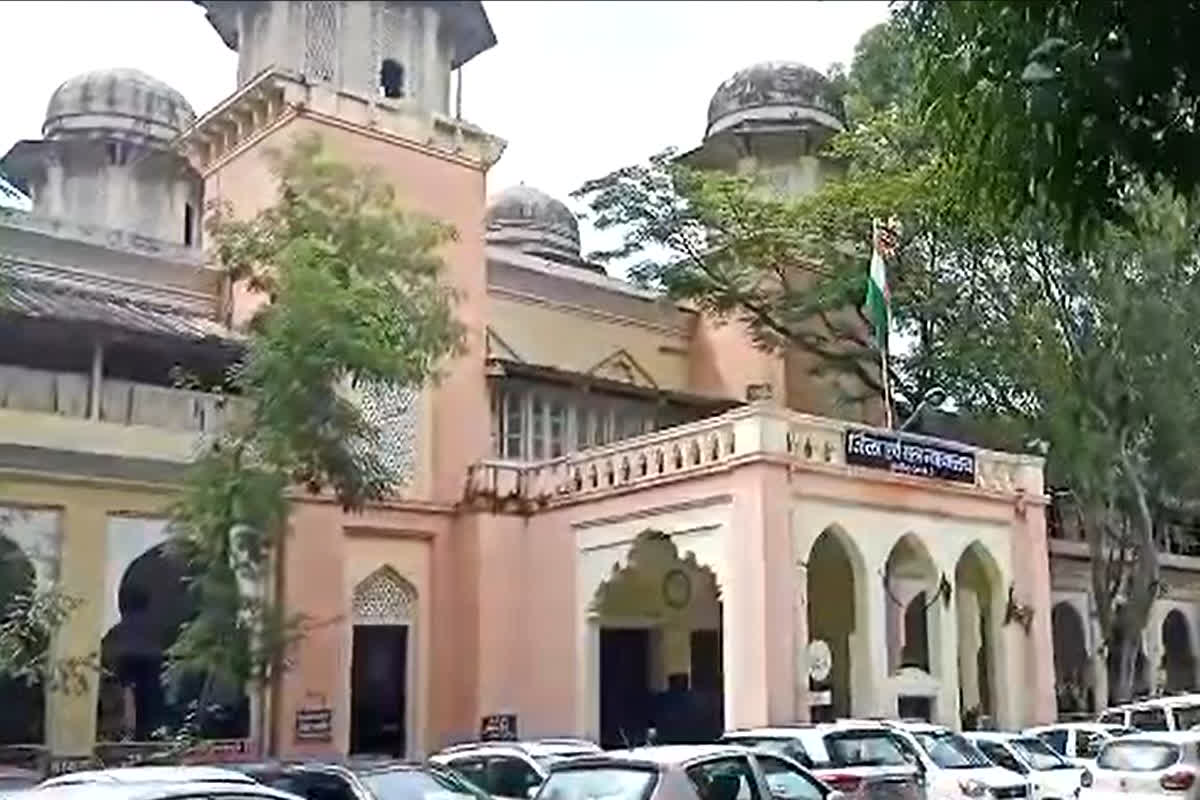 MP Vyapam Scam: व्यापम घोटलें में सीबीआई कोर्ट ने दो लोगों को पाया दोषी, सुनाई 5 साल की सजा