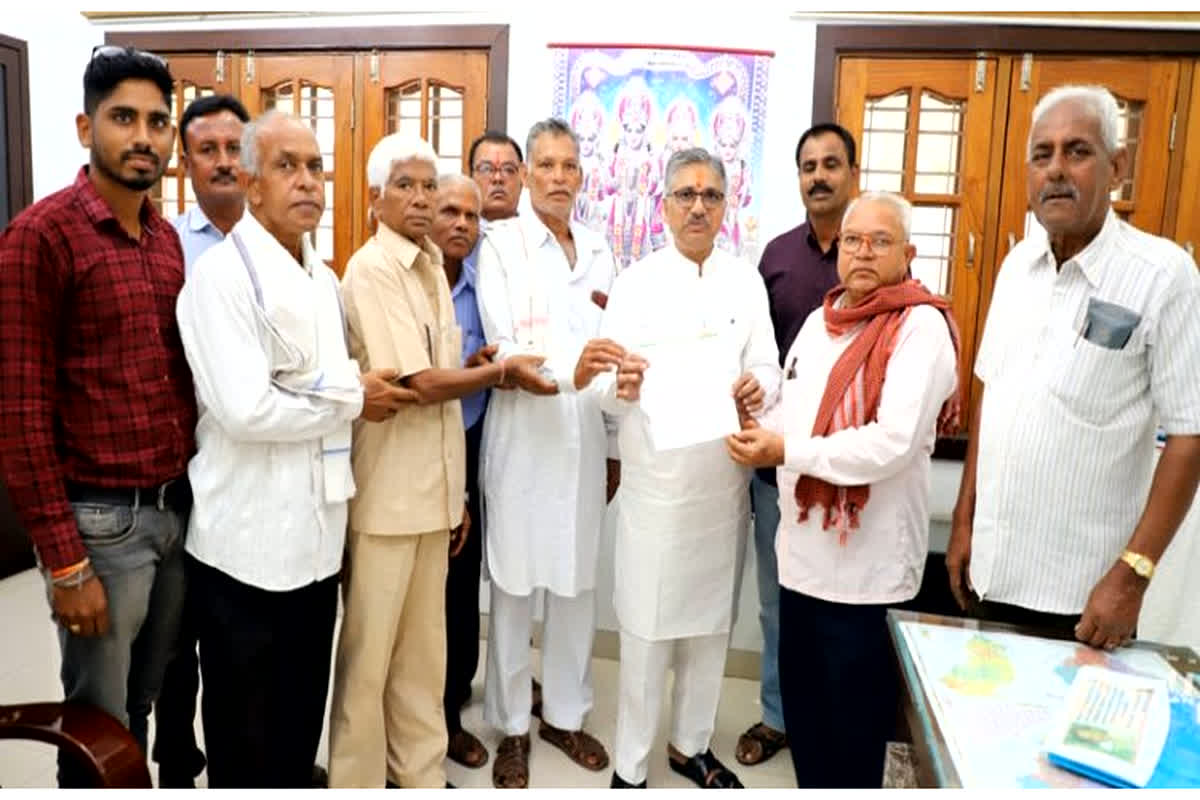 CG Progressive Farmers Organization submitted: सरकार बनाना है तो किसानों की सुनें! छत्तीसगढ़ प्रगतिशील किसान संगठन ने कांग्रेस और भाजपा को सौंपा एजेंडा