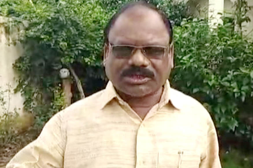 भाजपा: गोवर्धन मांझी, उम्र: 65, शिक्षा: 12वीं, करियर: पूर्व विधायक। विशेष आमंत्रित सदस्य, जिला ईकाई।