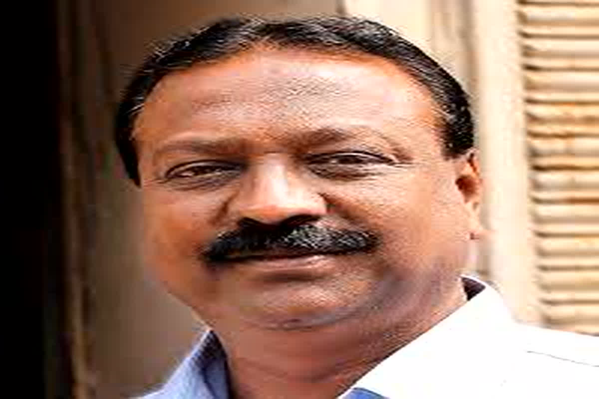 Raipur South Assembly Election 2023: कांग्रेस नेता कन्हैया अग्रवाल ने दी आमरण अनशन की चेतावनी, 24 घंटे में डामरीकरण शुरू करने का दिया अल्टीमेटम