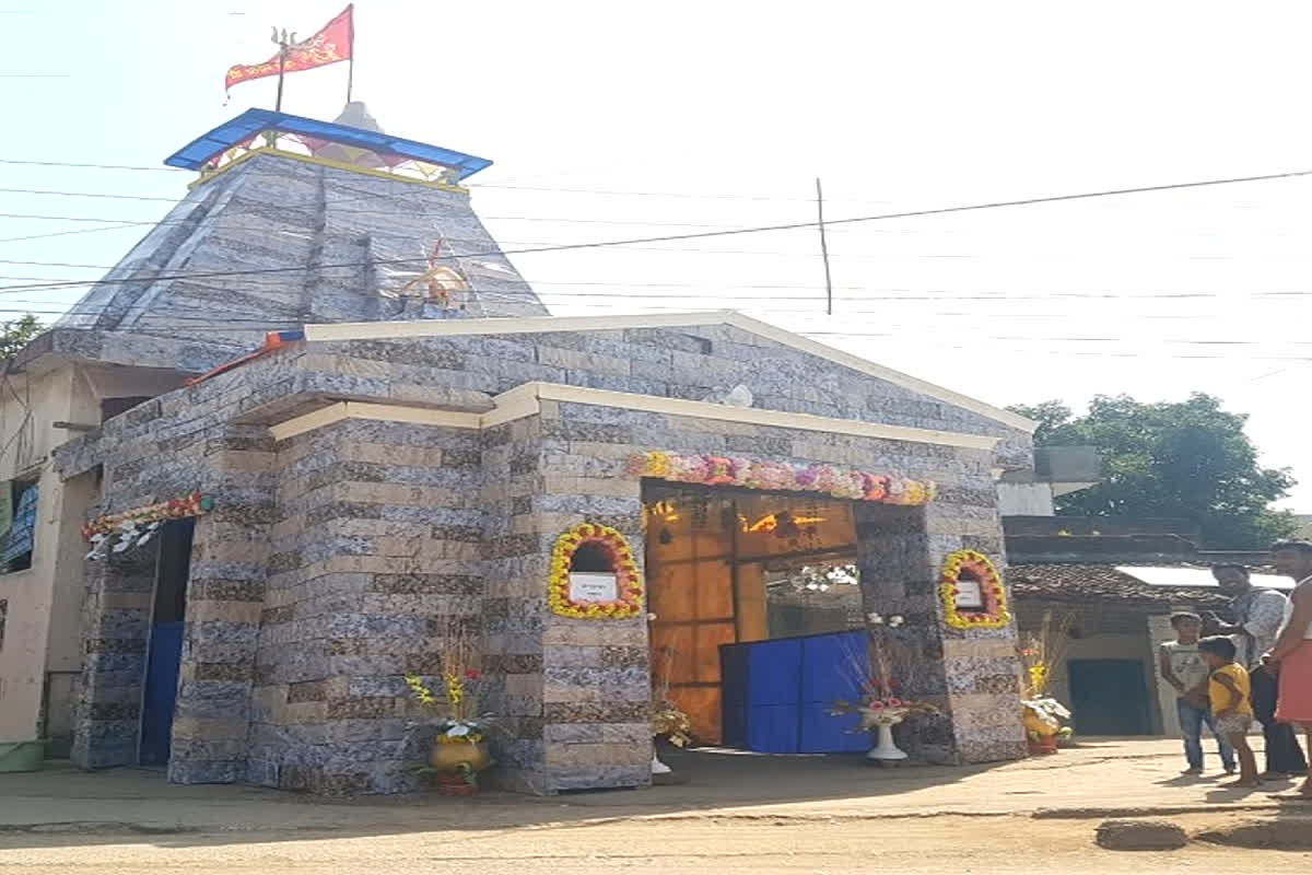Navratri 2023: केदारनाथ मंदिर के तर्ज पर राजधानी रायपुर में बना दुर्गा पंडाल, देखने के लिए उमड़ी लोगों की भीड़