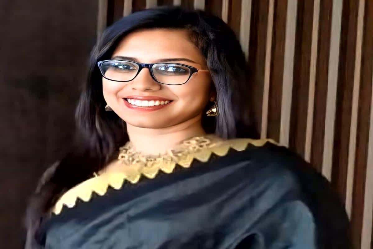 Nisha Bangre News : नेता बनने के लिए छोड़ी डिप्टी कलेक्टर की नौकरी, कांग्रेस ने दिया धोखा तो नौकरी वापस मांग रही निशा बांगरे, जानें पूरा मामला