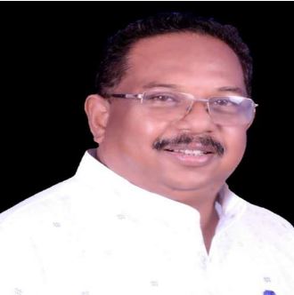 भाजपा: प्रबोध मिंज, उम्र: 61, शिक्षा: इंजीनियर, करियर: कांग्रेस से बीजेपी में गए। दो बार अंबिकापुर के महापौर रहे हैं।