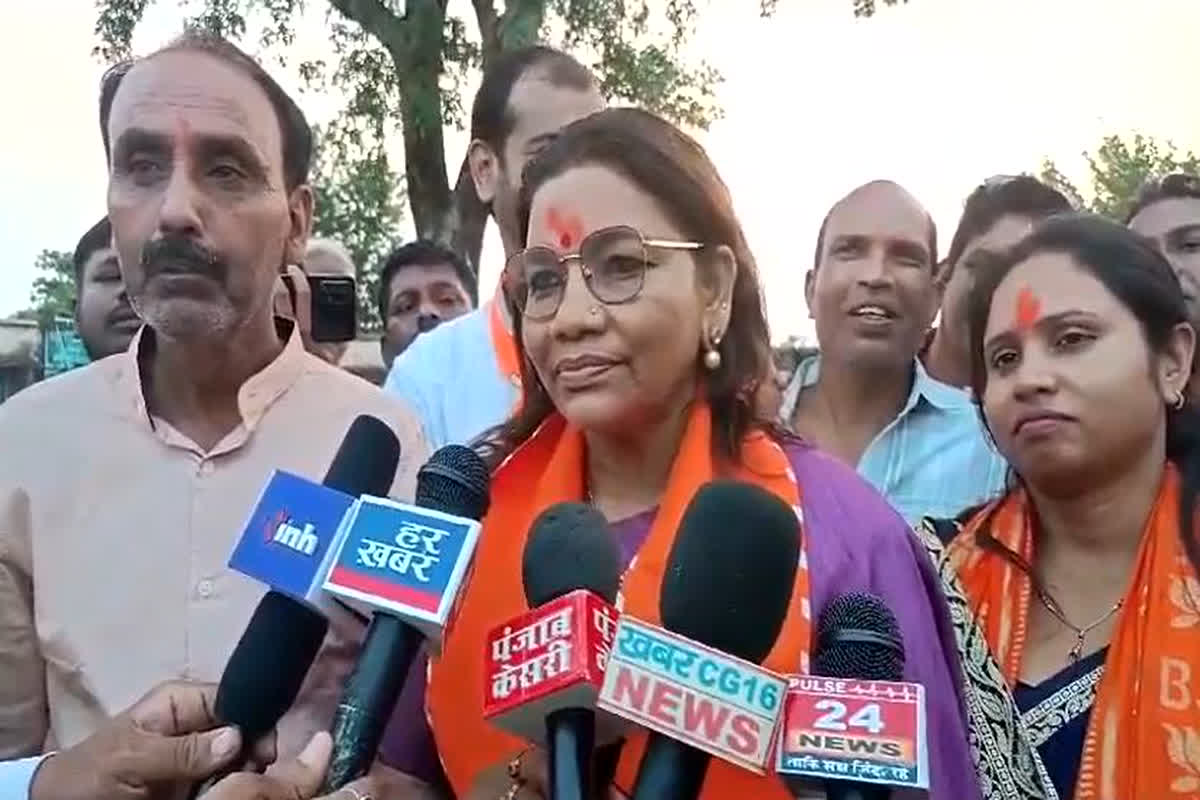 CG Vidhansabha Chunav 2023: ‘सोनिया गांधी को धक्के मारकर इटली भेजें’, केंद्रीय राज्यमंत्री का विवादित बयान, जानें उन्होंने ऐसा क्यों कहा