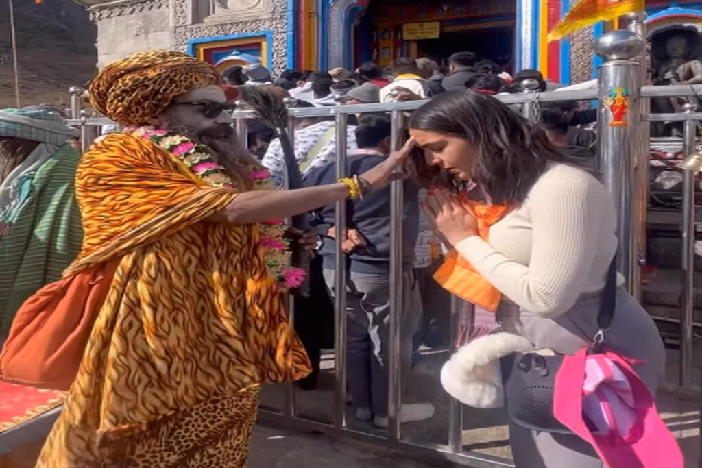 Sara Ali Khan kedarnath dham