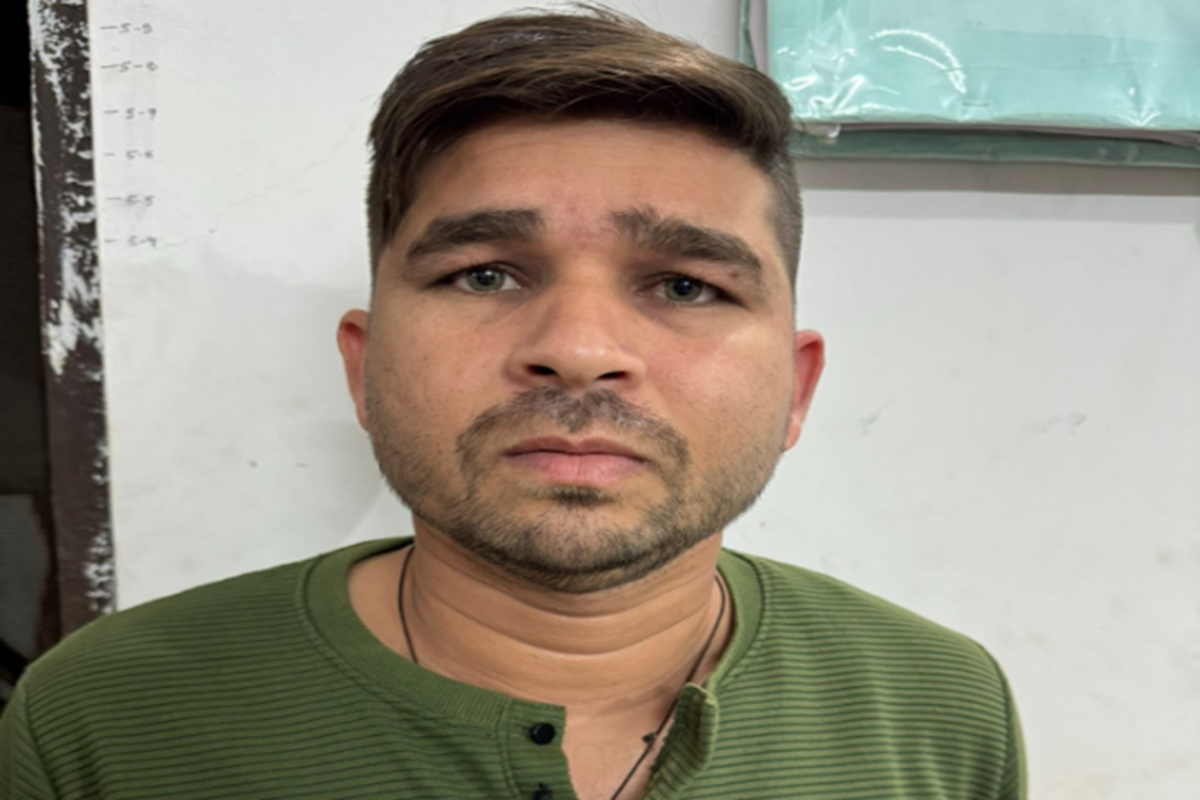 Online Satta: विश्वकप क्रिकेट मैच के दौरान ऑनलाईन सट्टा संचालित करने वाला सटोरिया गिरफ्तार