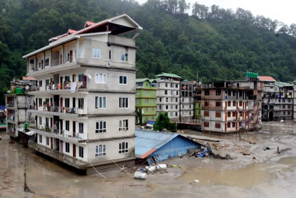 10 people died due to cloud burst in Sikkim