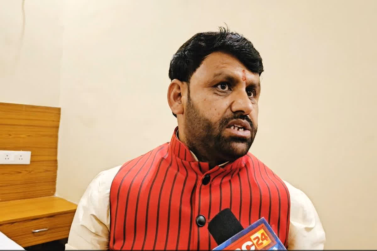 MP Vidhansabha Chunav 2023: ’15 सालों से अगर मेरी राजनीति को कमजोर कर रहा है तो वो नरेंद्र सिंह तोमर है’, इस विधायक ने केंद्रीय मंत्री पर लगाया बड़ा आरोप