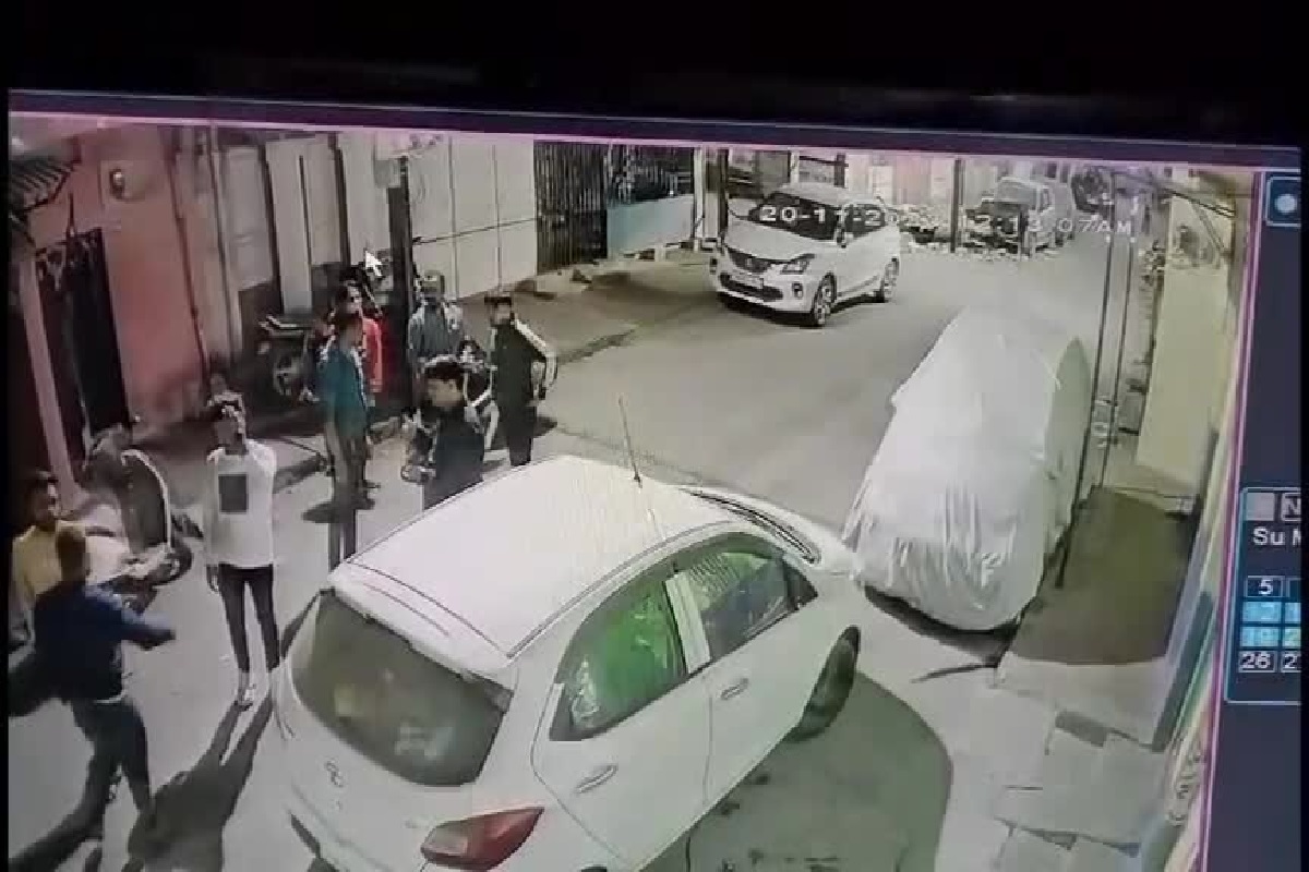 Bilaspur Hit and Run Case : NSUI के प्रदेश सचिव ने कांग्रेस नेता समेत दो पर चढ़ाई कार, हालत नाजुक होने के बाद आपोलो में किए गए भर्ती