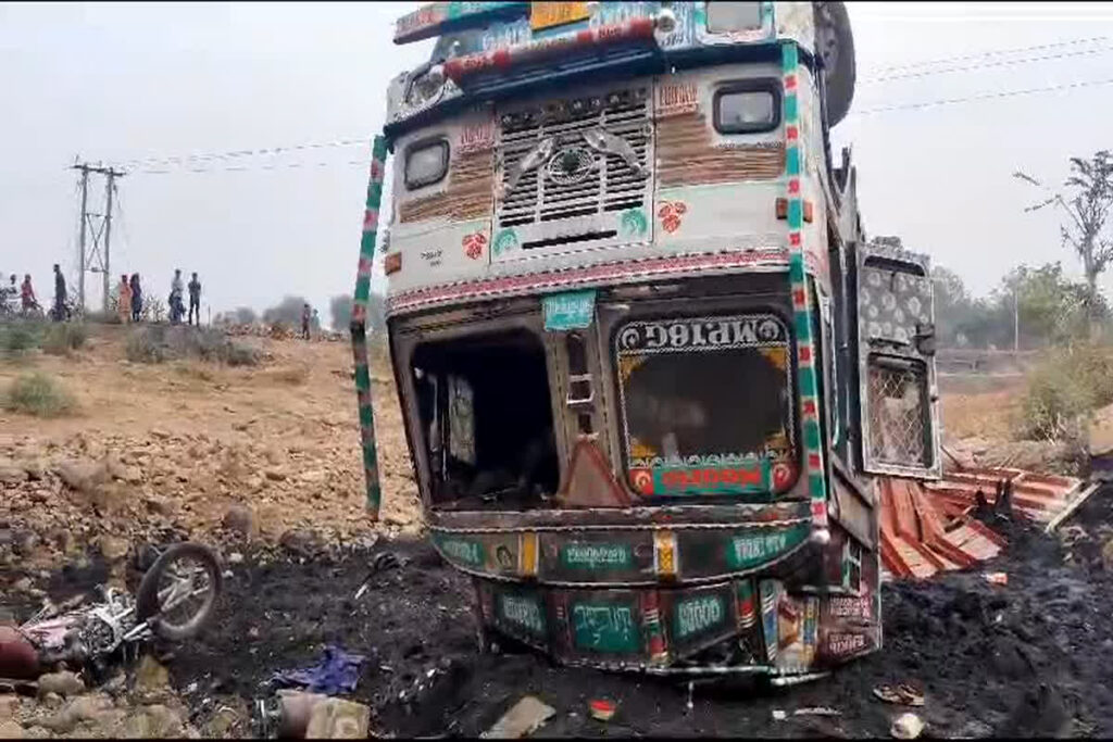 Hatta Truck Hits Bike