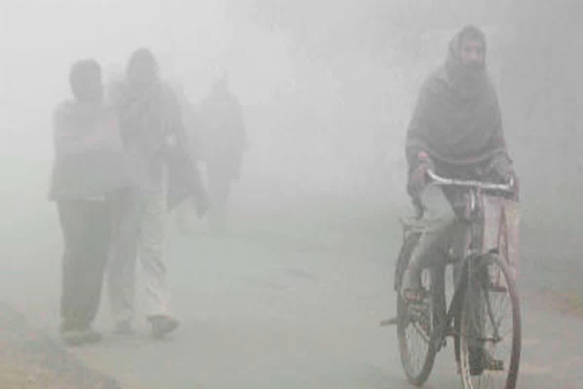 CG Weather Update: बदल गया मौसम का मिजाज, रिमझिम बारिश के बाद लौट आई कंपकंपी वाली ठंड….