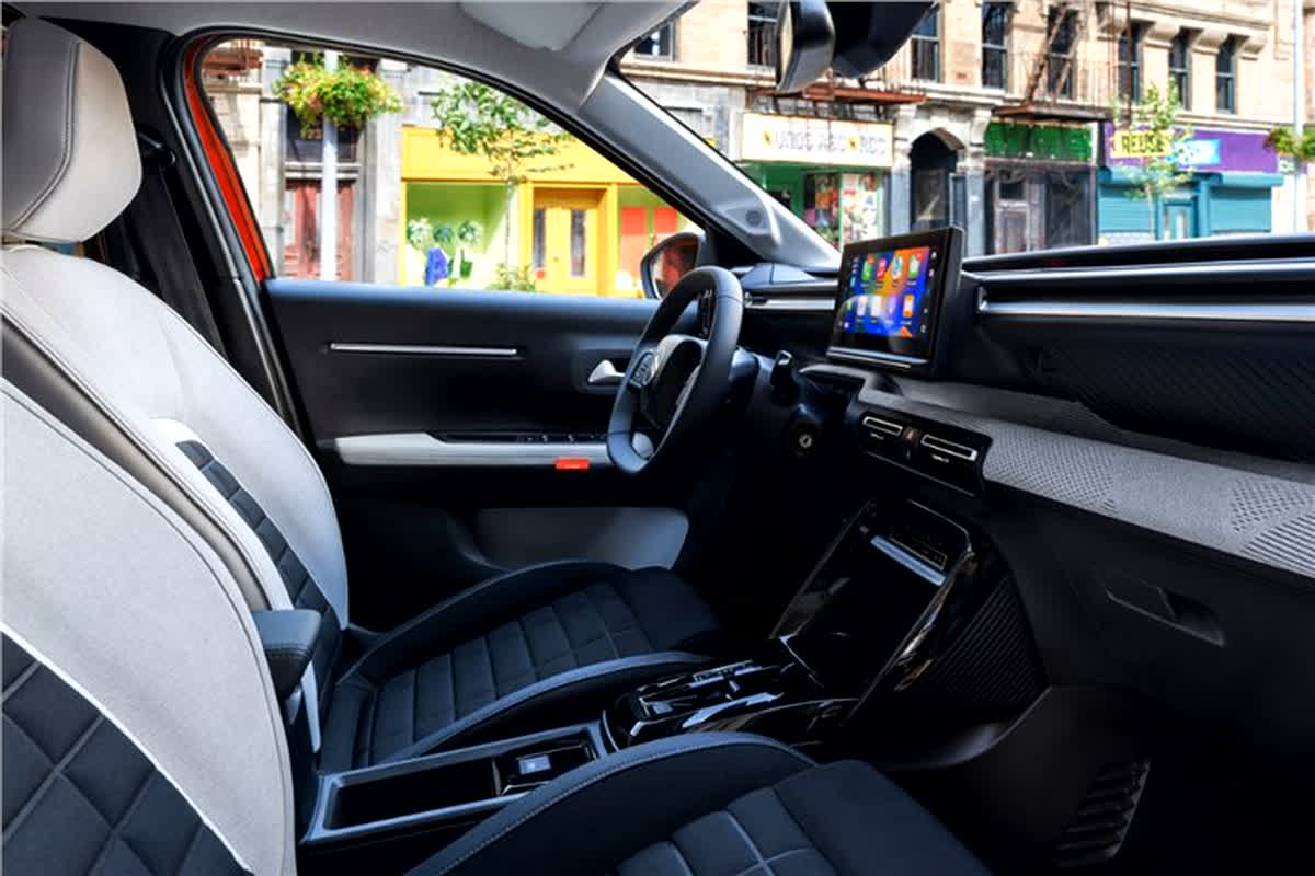 Citroen eC3 Price Hike: दिवाली से पहले कार लवर्स को बड़ा झटका… इस कंपनी ने महंगी कर दी ये कार