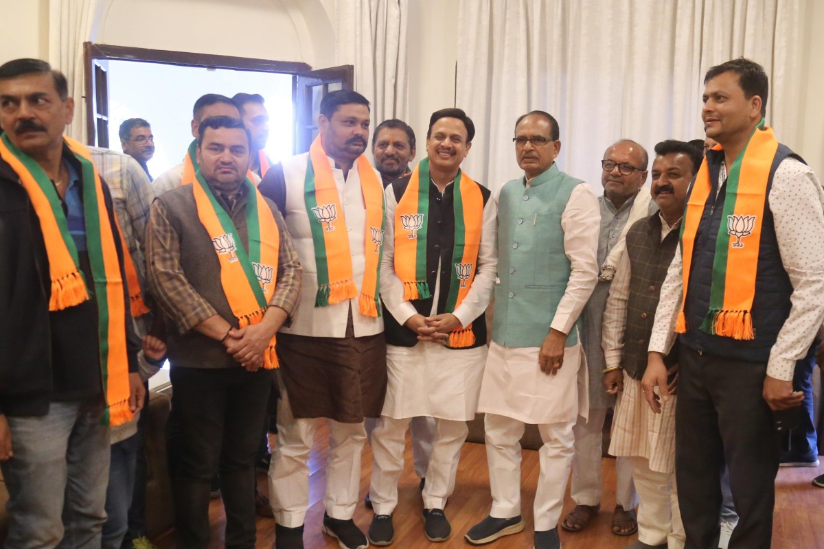 MP Assembly Election 2023: मतदान से पहले कांग्रेस को बड़ा झटका, बीजेपी में शामिल हुए कांग्रेस नेता और पूर्व मंत्री के बेटे