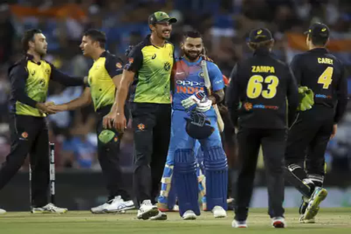 Australia Playing 11: रायपुर आने से पहले अचानक टीम का साथ छोड़कर मैक्सवेल, स्मिथ सहित 6 खिलाड़ी लौटे वापस! आज ये होगी ऑस्ट्रेलिया की Playing 11