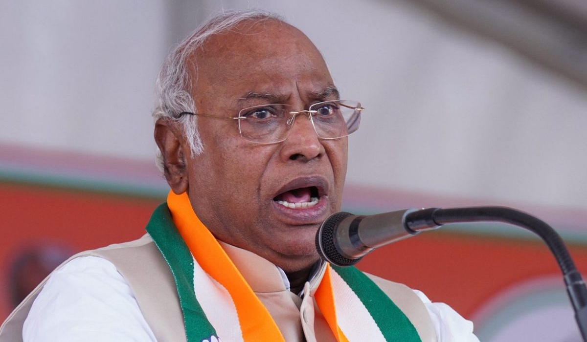 Bihar Politics News : बिहार में मचे बवाल की लालू यादव को पहले से थी भनक, खुद राष्ट्रीय कांग्रेस अध्यक्ष ने किया खुलासा..