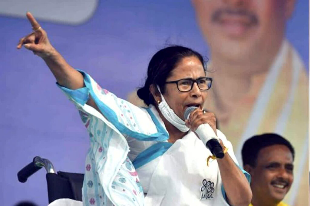 Mamta Banerjee announced to contest elections alone in Bengal