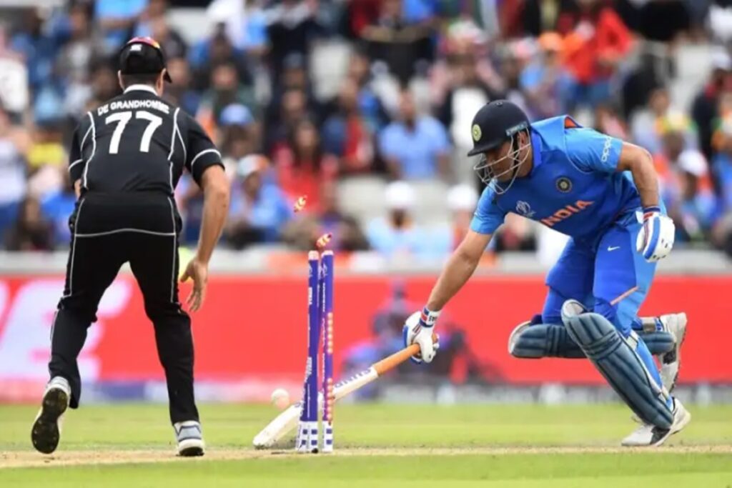 Martin Guptill On Dhoni Run Out In 2019