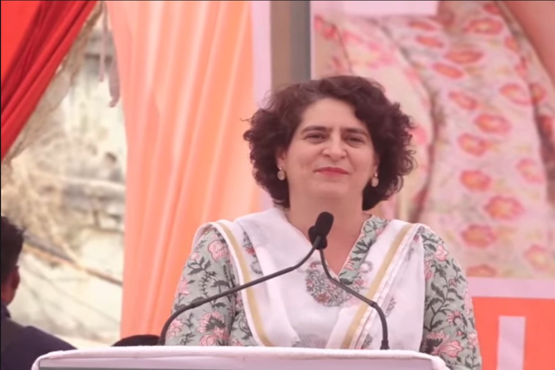 Priyanka Gandhi On Narottam: “प्रदेश के गृहमंत्री को दिनभर पिक्चर देखने से नहीं मिलती फुरसत, इन्हें तो कपड़ों से भी है दिक्कत” प्रियंका का बड़ा बयान