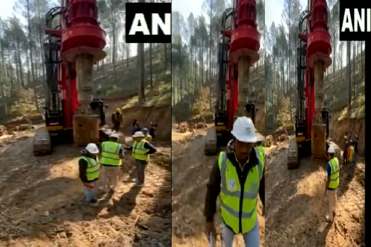 Uttarkashi Tunnel Rescue: पहाड़ के ऊपर शुरू की गई वर्टिकल ड्रिलिंग, मजदूरों को बाहर निकालने में भारतीय सेना भी कर रही मदद