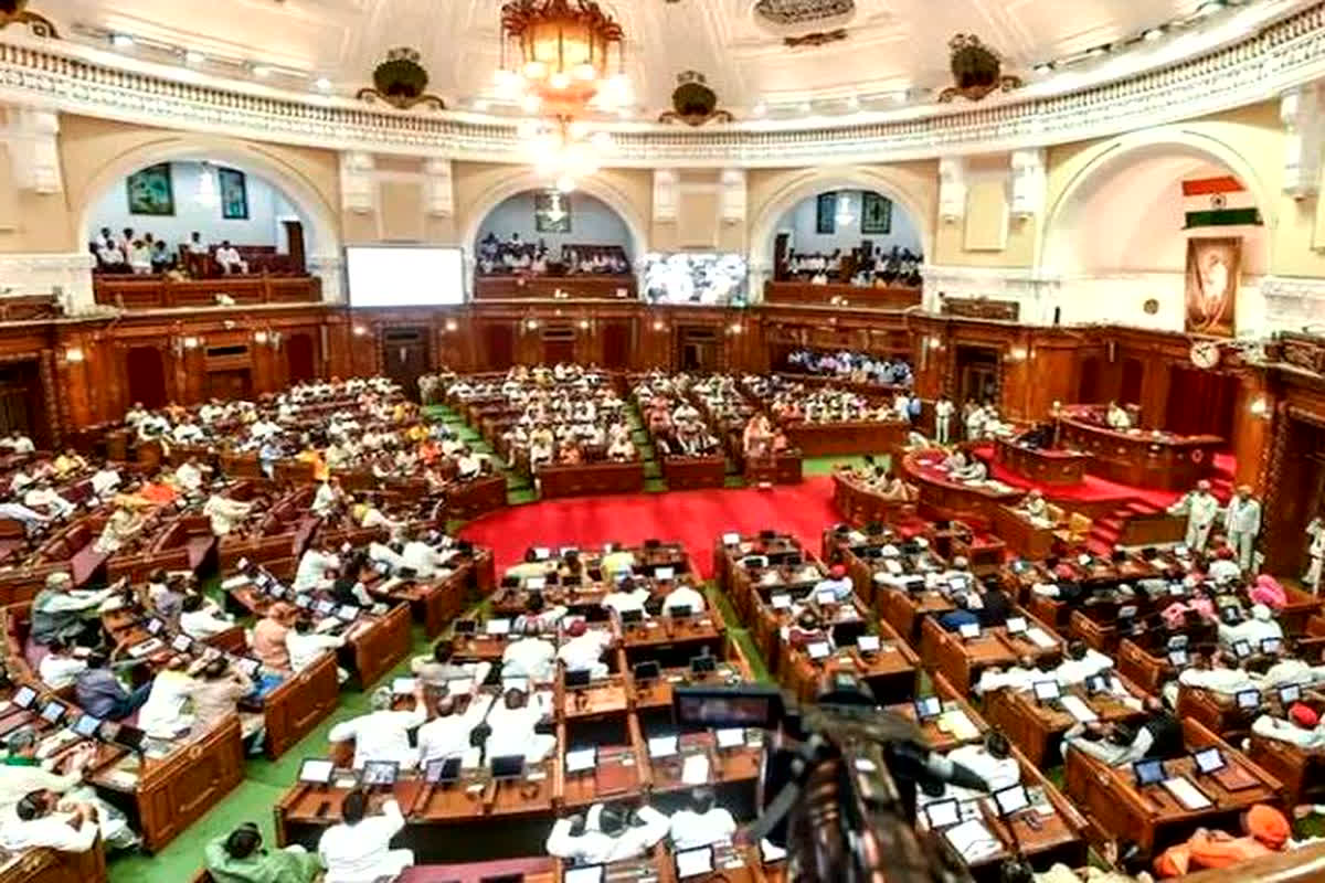 UP Assembly Winter session 2023: इस दिन से शुरू होगा विधानसभा का शीतकालीन सत्र, सबसे बड़ा अनुपूरक बजट लाने की तैयारी में  सरकार