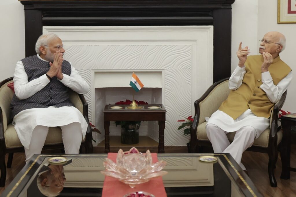 Live News Today Update