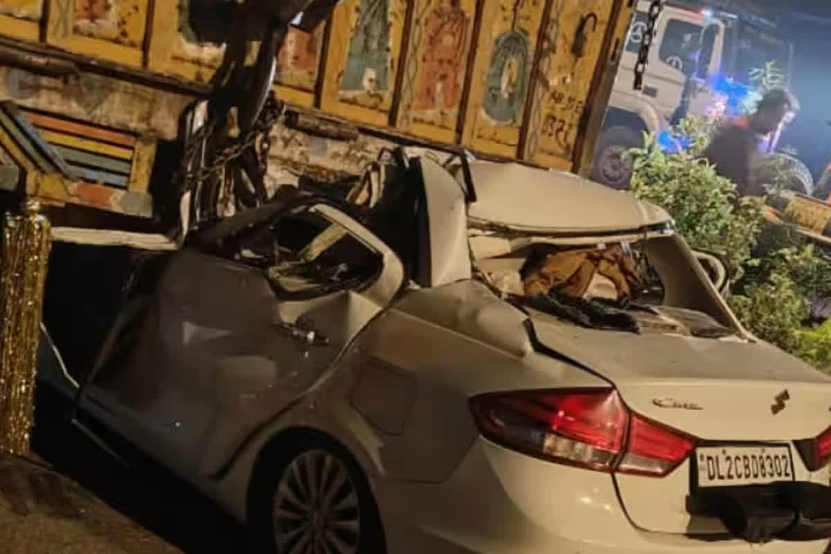 Muzaffarnagar Road Accident: दर्दनाक सड़क हादसा, ट्रक के नीचे घुसी तेज रफ्तार कार, 6 लोगों की मौत…