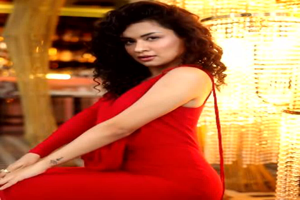 Avneet Kaur New Sexy Video