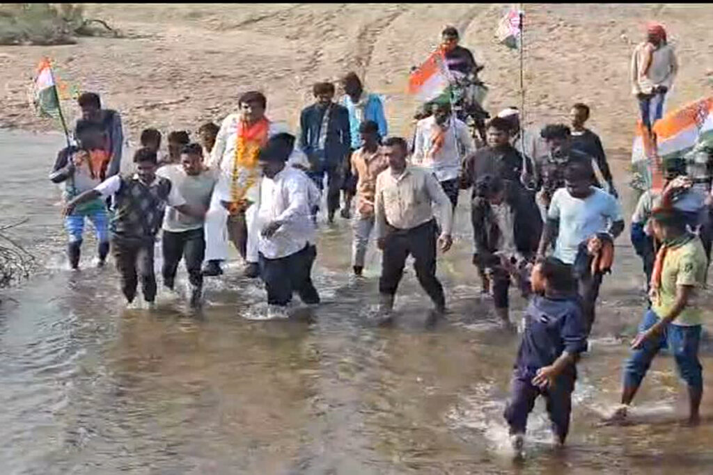 Congress candidate Madhu Bhagat