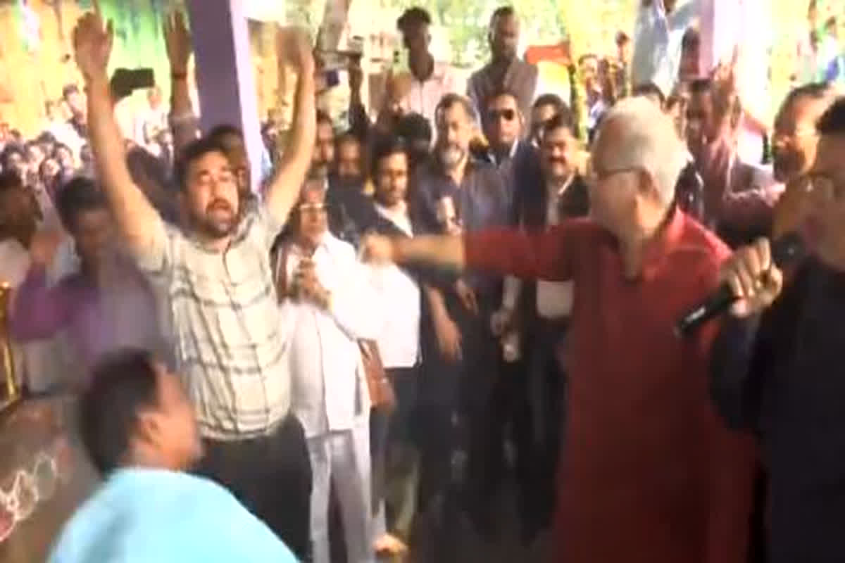 Govardhan Puja: गौरा-गौरी पूजा में शामिल हुए सीएम भूपेश बघेल, सोंटा खाकर निभाई परंपरा, प्रदेश के खुशहाली की कामना की