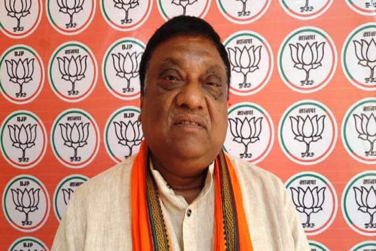 CG Congress Griha Laxmi Yojana: “कांग्रेस 5 रुपये नहीं दे सकी, 15 हजार कहाँ से देगी? सीएम को ढूंढ रही है प्रदेश की महिलायें”: नारायण चंदेल