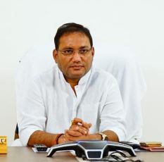 कांग्रेस: गुरू रुद्रकुमार, उम्र: 46, शिक्षा: बीए, करियर: सतनामी समाज के जगदगुरु। दूसरी बार के विधायक हैं। मंत्री भी हैं।