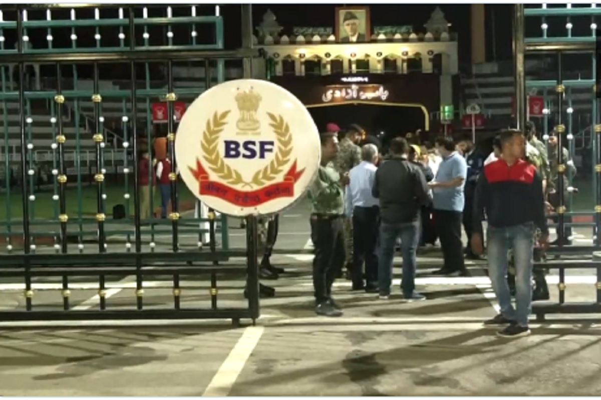 India-Pak News: पाकिस्तान के कैद से 80 भारतीय मछुआरें रिहा.. अटारी-वाघा बॉर्डर से दाखिल हुए भारत में