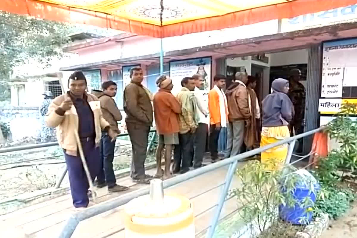 CG vidhan sabha chunav voting time: 10 सीटों पर मतदान शुरू, दोपहर 3 बजे तक होगी वोटिंग