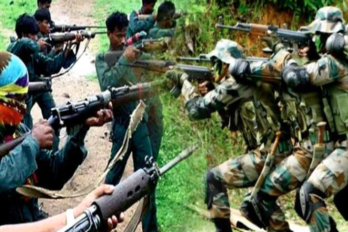 Naxalite Encounter: सुरक्षाबलों को फिर मिली बड़ी कामयाबी, मुठभेड़ में तीन नक्सलियों को किया ढेर…