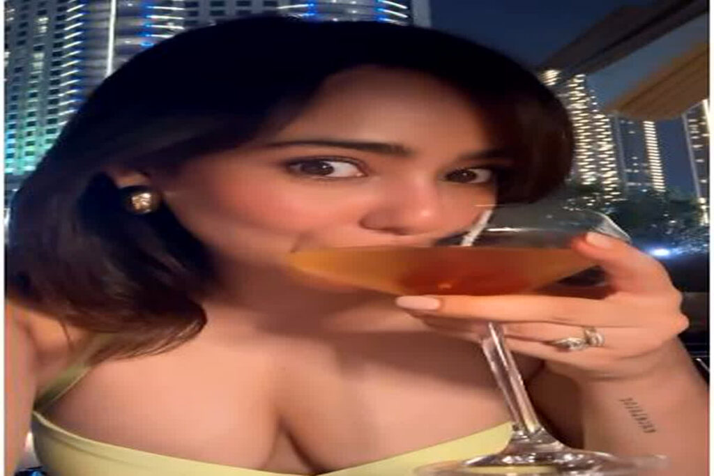 Neha Sharma New Sexy Video