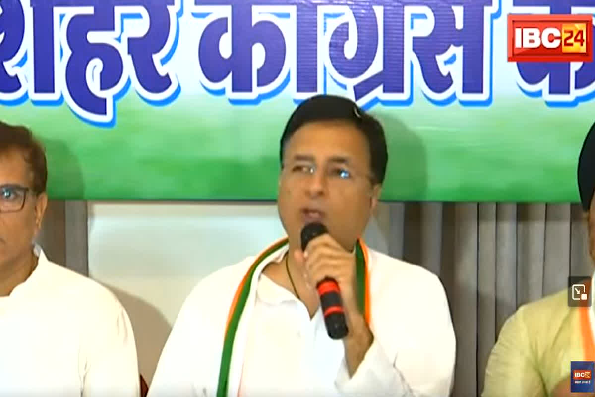 MP BJP Ghoshna patra 2023: बीजेपी की संकल्प पत्र पर कांग्रेस ने किया कटाक्ष, पार्टी के इस नेता ने घोषणा पत्र को बताया ‘जुमला घोटाला पत्र’