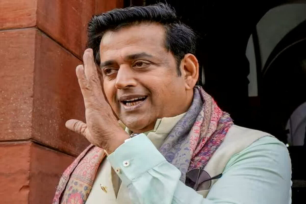 Ravi Kishan raised the issue of Bhojpuri language