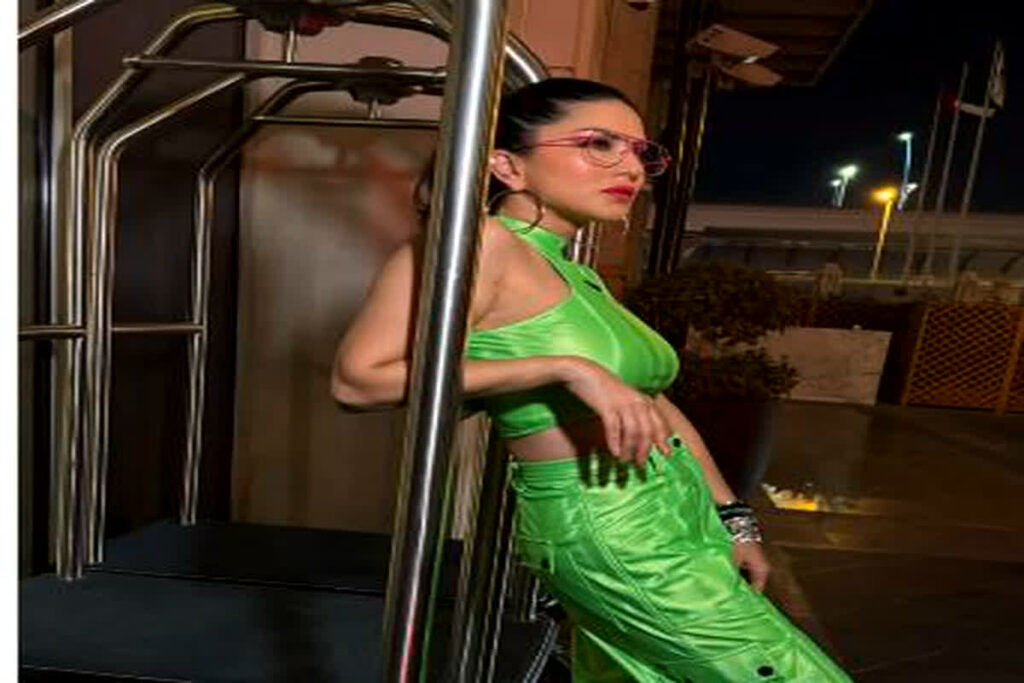 Sunny Leone Sexy Video