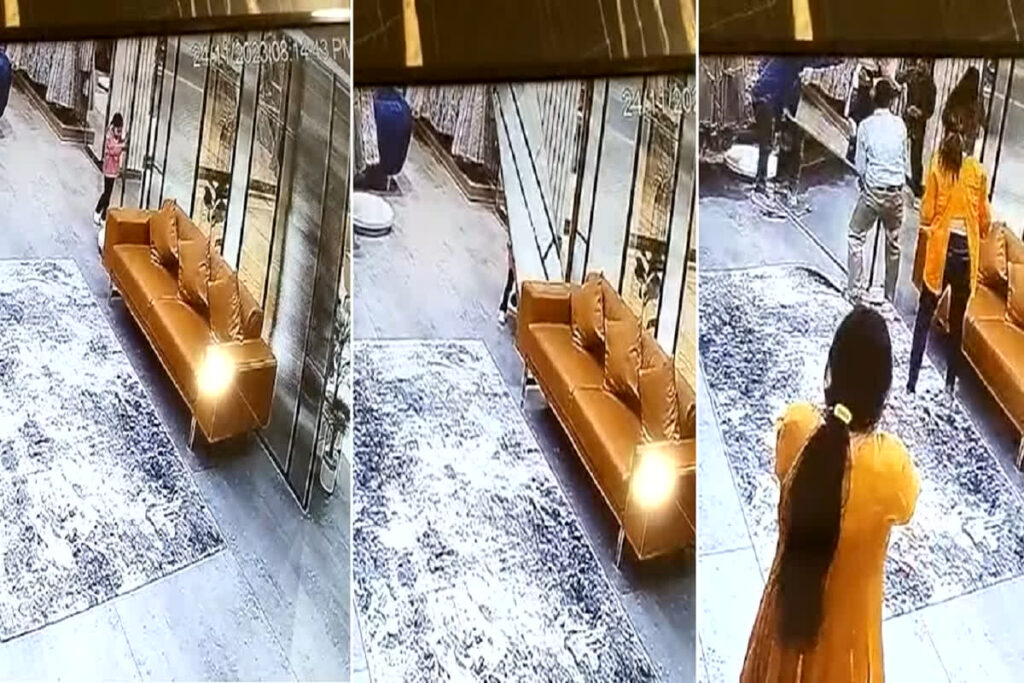 Glass door fell on girl