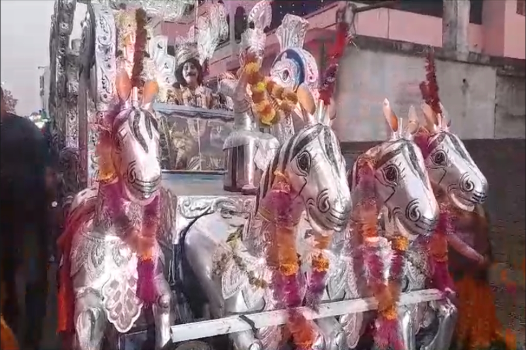 Shri Ram Vivah News : गाजे बाजे के साथ निकाली गई प्रभु श्रीराम की बारात, अयोध्या और मिथिला का है अजीबोगरीब रिश्ता, जानें यहां..